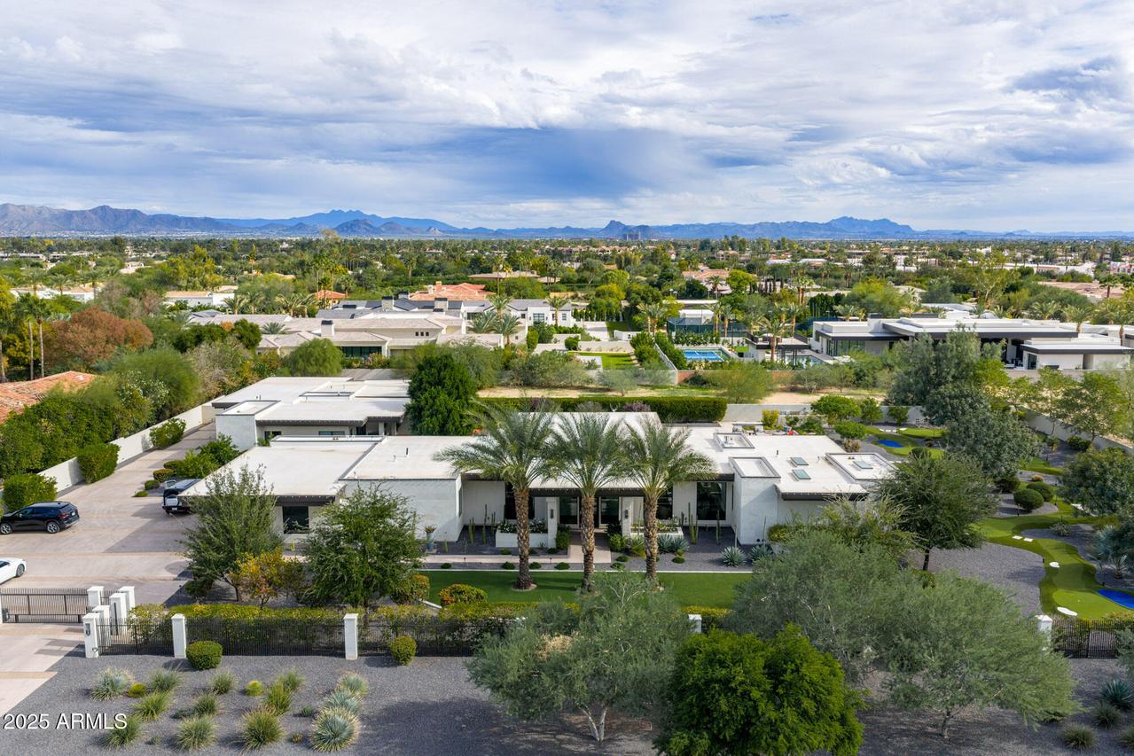 7235 N Mockingbird Ln., Paradise Valley, AZ 85253