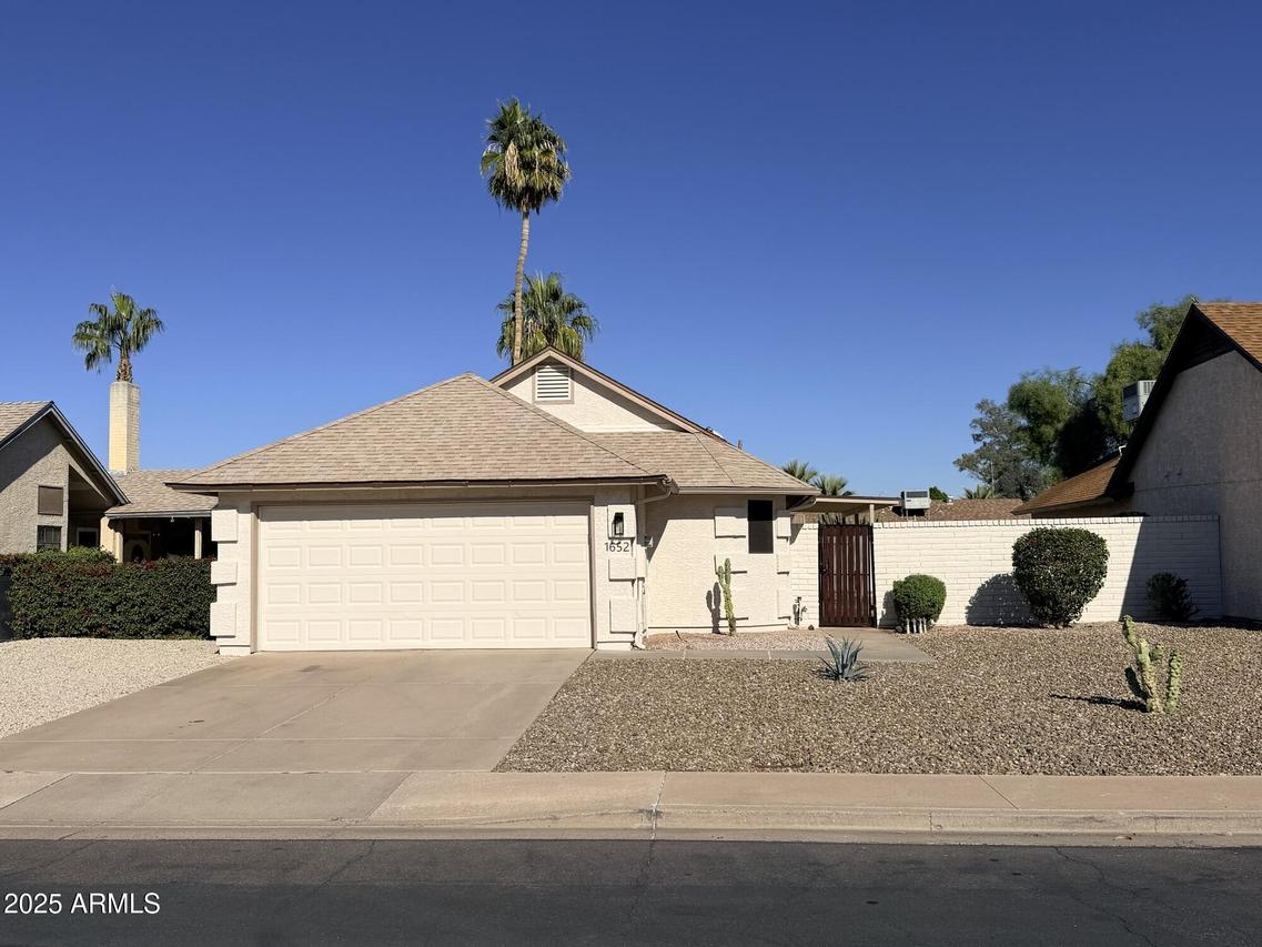 1652 E Juanita Ave., Mesa, AZ 85204