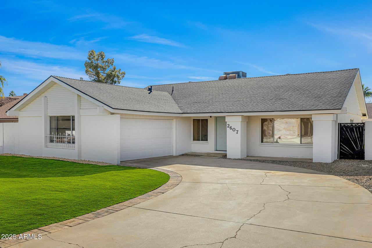 2607 E Corrine Dr., Phoenix, AZ 85032