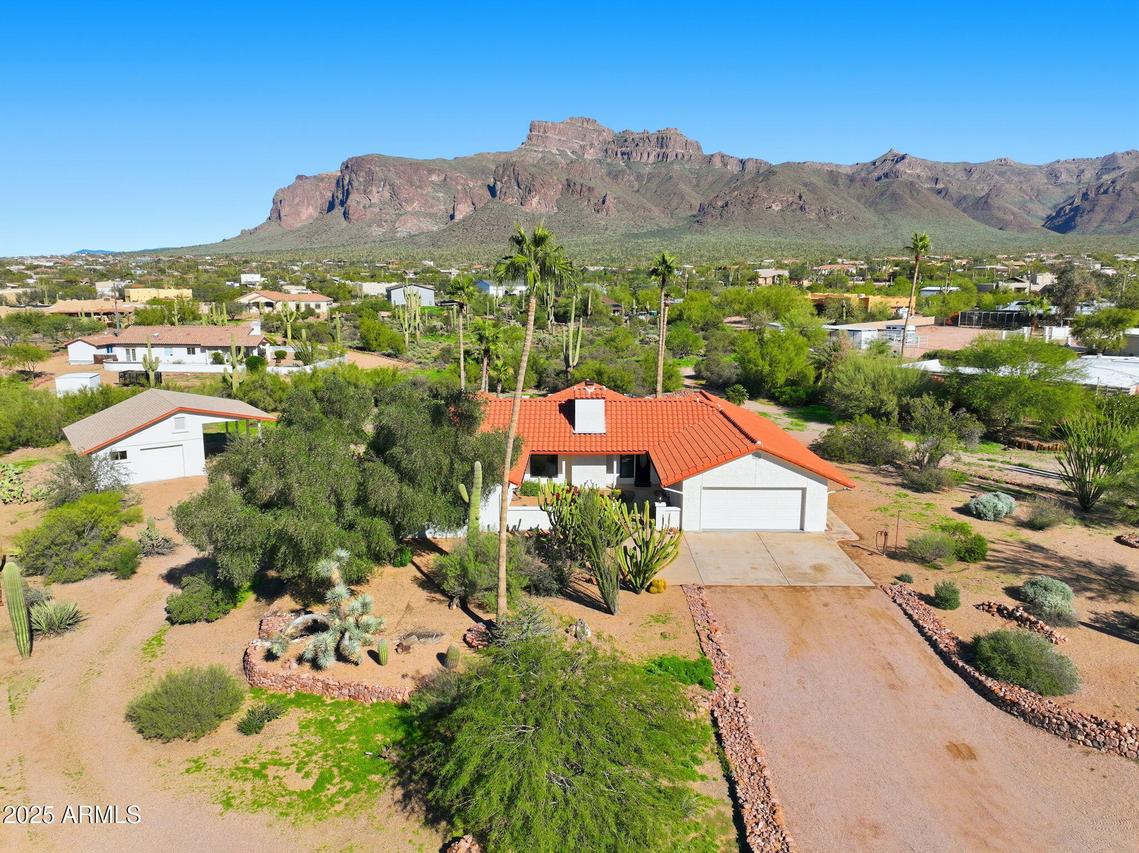 5810 E 14th Ave., Apache Junction, AZ 85119