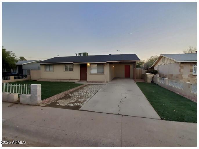 6525 W Peck Dr., Glendale, AZ 85301