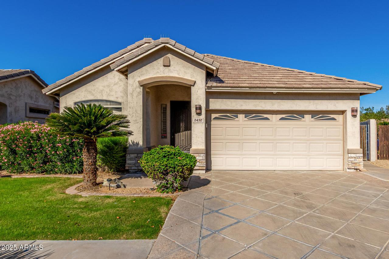 2432 E Darrel Rd., Phoenix, AZ 85042