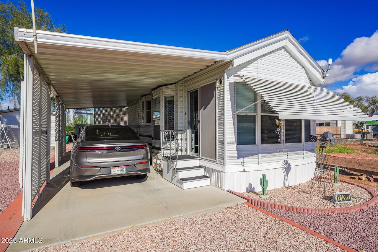 21282 N Escapees Way ##409, Congress, AZ 85332