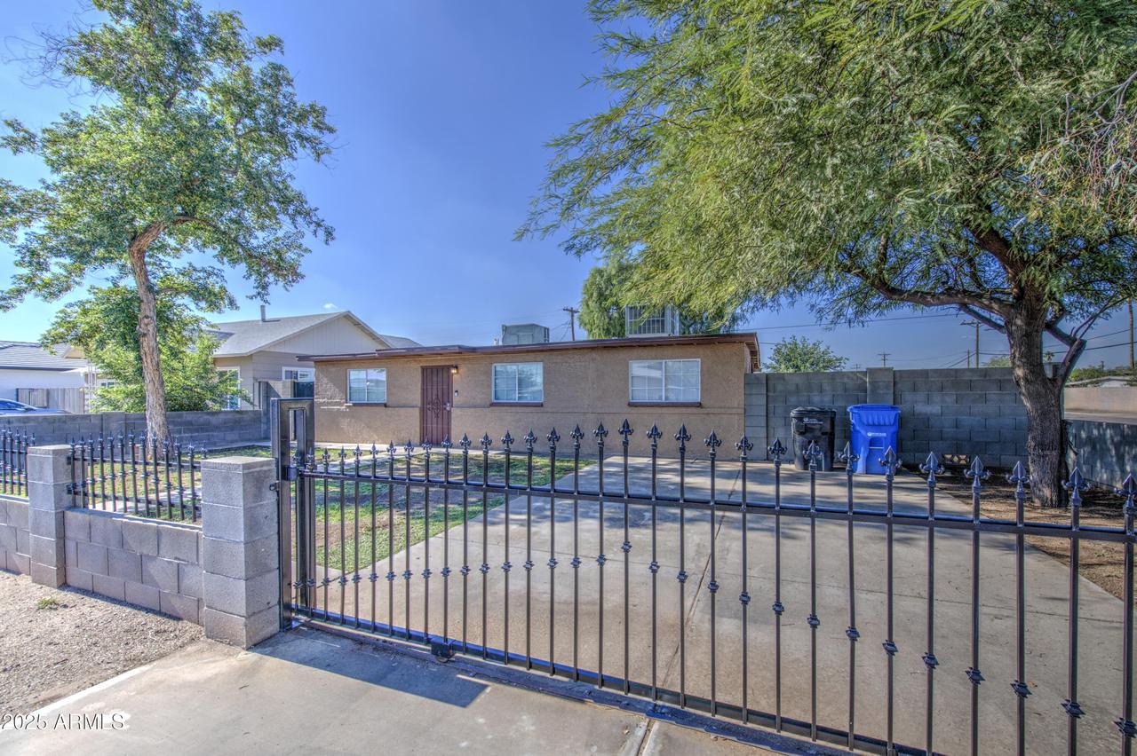 4802 S 35th Dr., Phoenix, AZ 85041