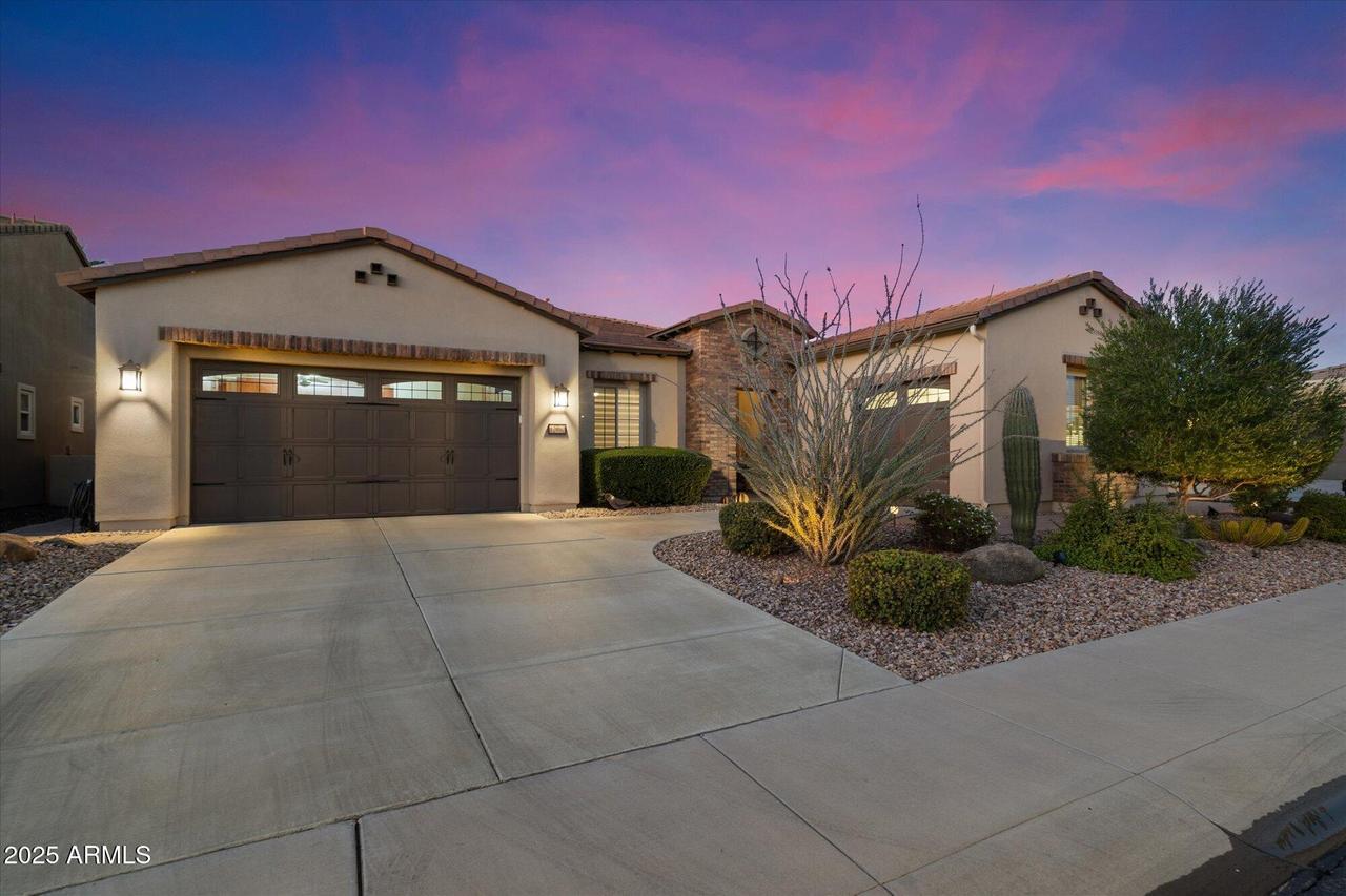 12962 W Lone Tree Tr., Peoria, AZ 85383