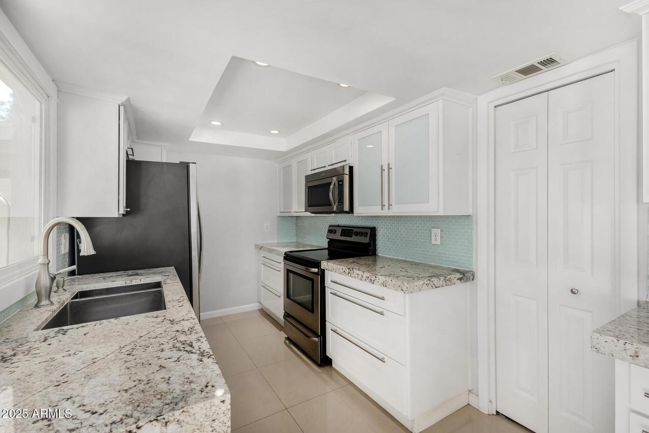 5833 N 81st St., Scottsdale, AZ 85250