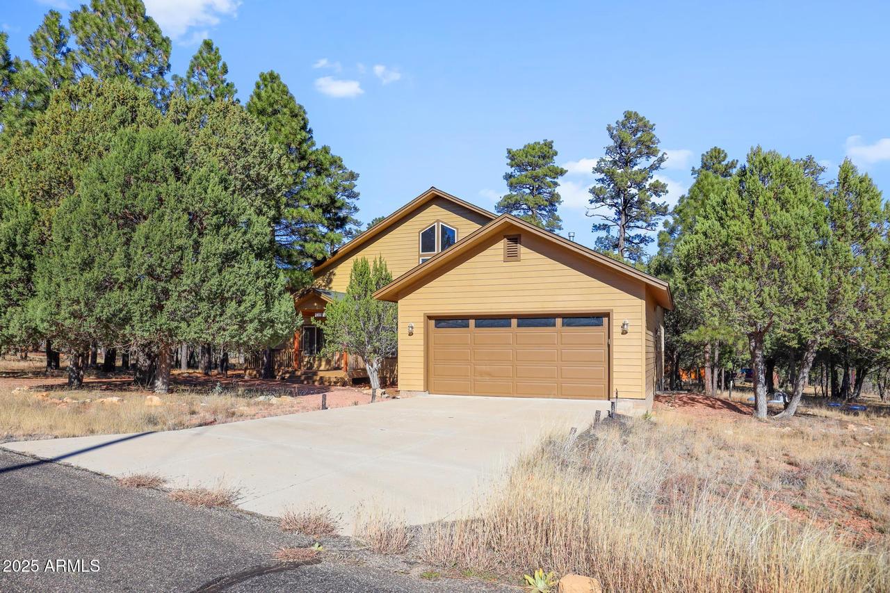 5254 Starlight Dr., Happy Jack, AZ 86024
