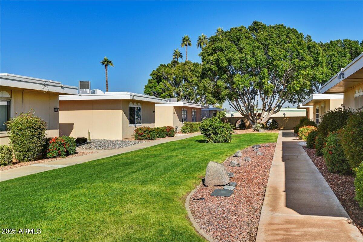 11061 W Coggins Dr., Sun City, AZ 85351