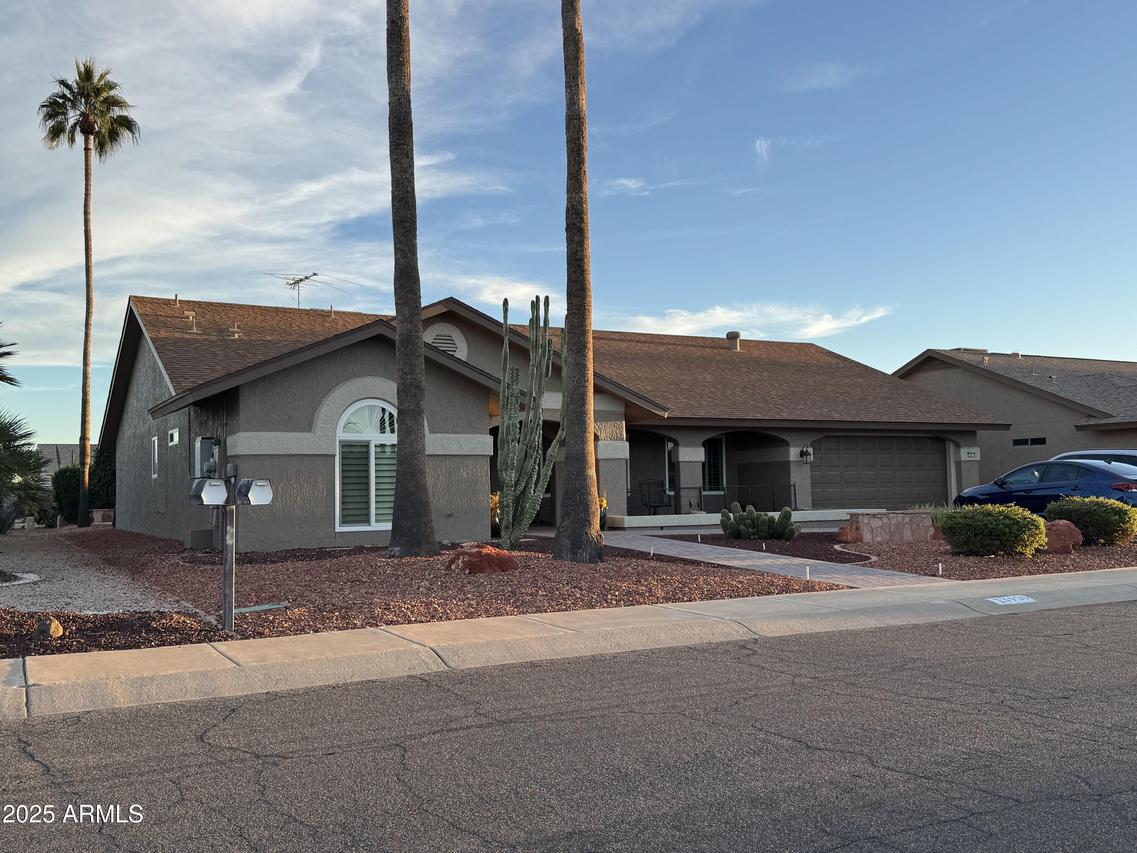 13915 W Gable Hill Dr., Sun City West, AZ 85375