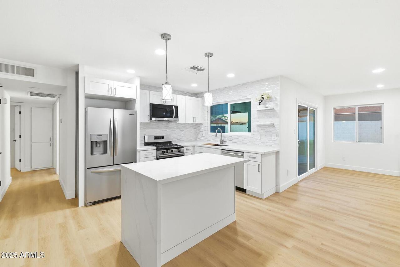 4920 W Michigan Ave., Glendale, AZ 85308