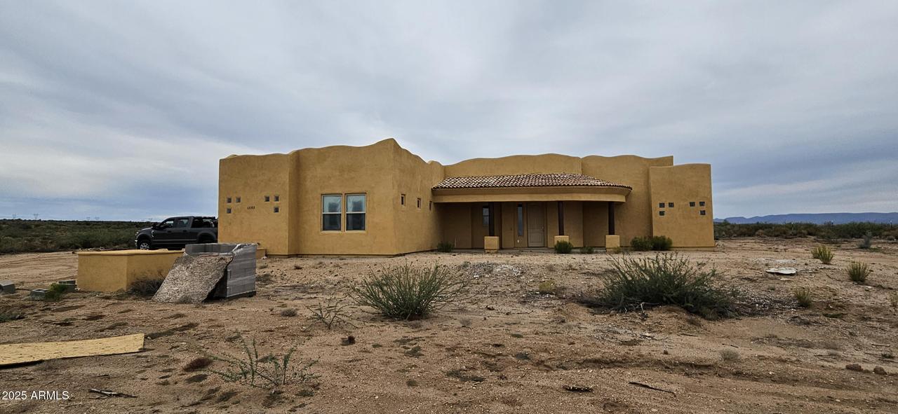 12354 E Old Mule Dr., Kingman, AZ 86401