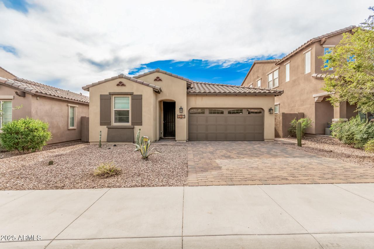 12707 W Caraveo Pl., Peoria, AZ 85383