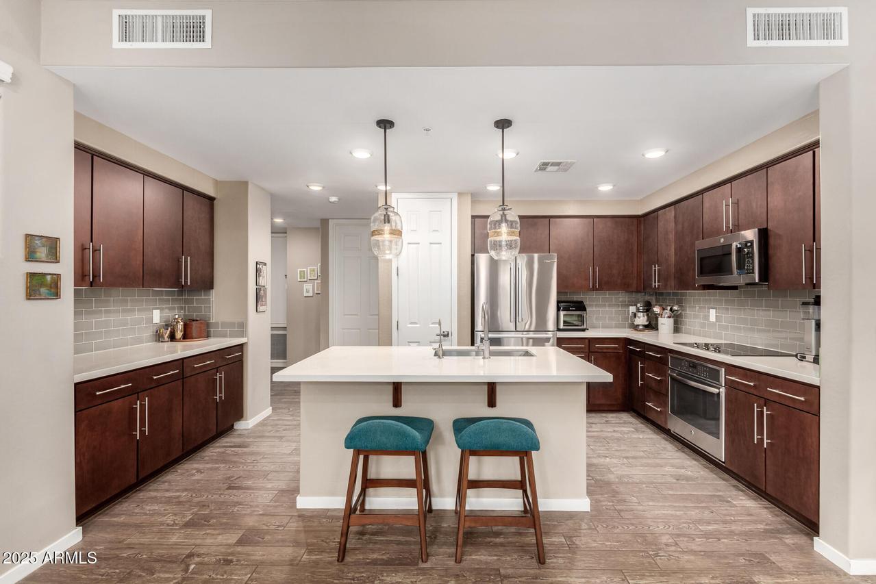 250 W Queen Creek Rd. #130, Chandler, AZ 85248