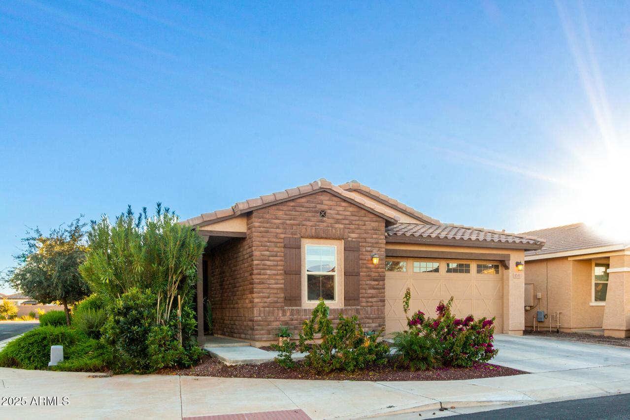 9341 W Willow Bend Ln., Phoenix, AZ 85037