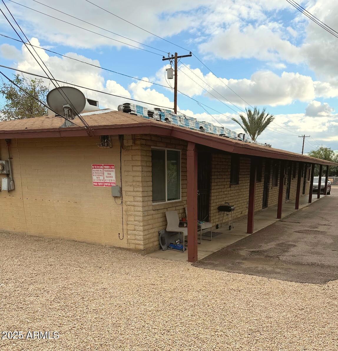 822 E Carol Ave., Phoenix, AZ 85020