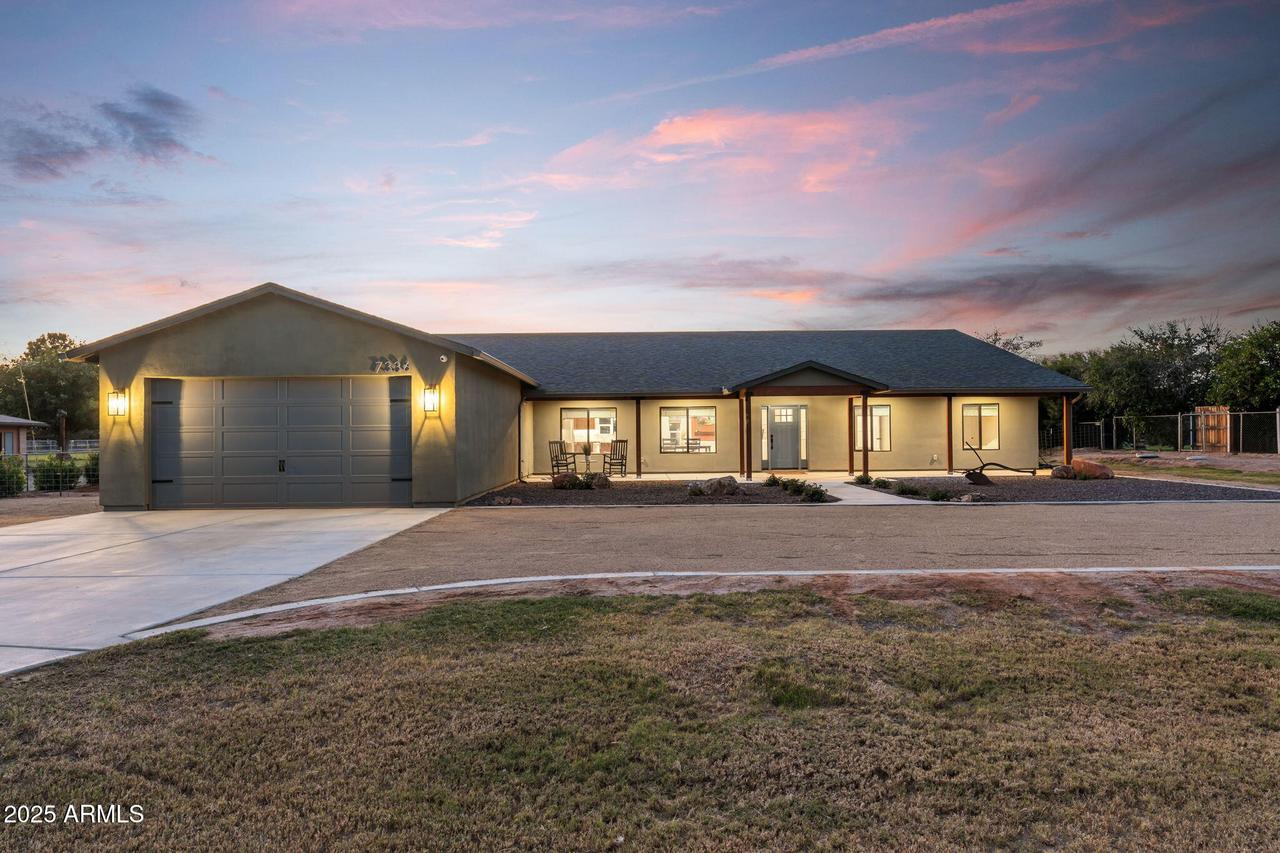7336 N 181st Ave., Waddell, AZ 85355