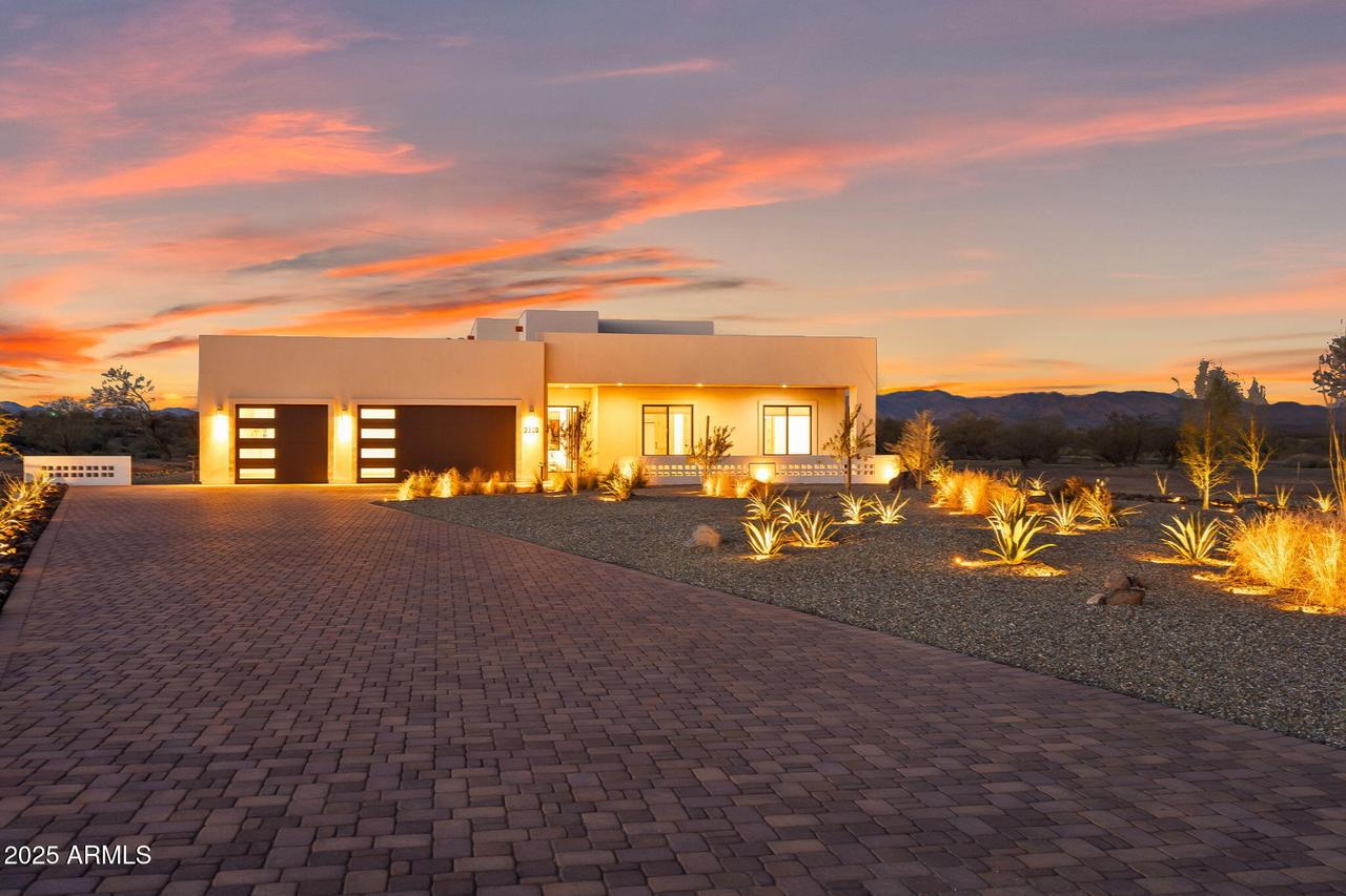 3300 N Old Stagecoach Rd., Wickenburg, AZ 85390