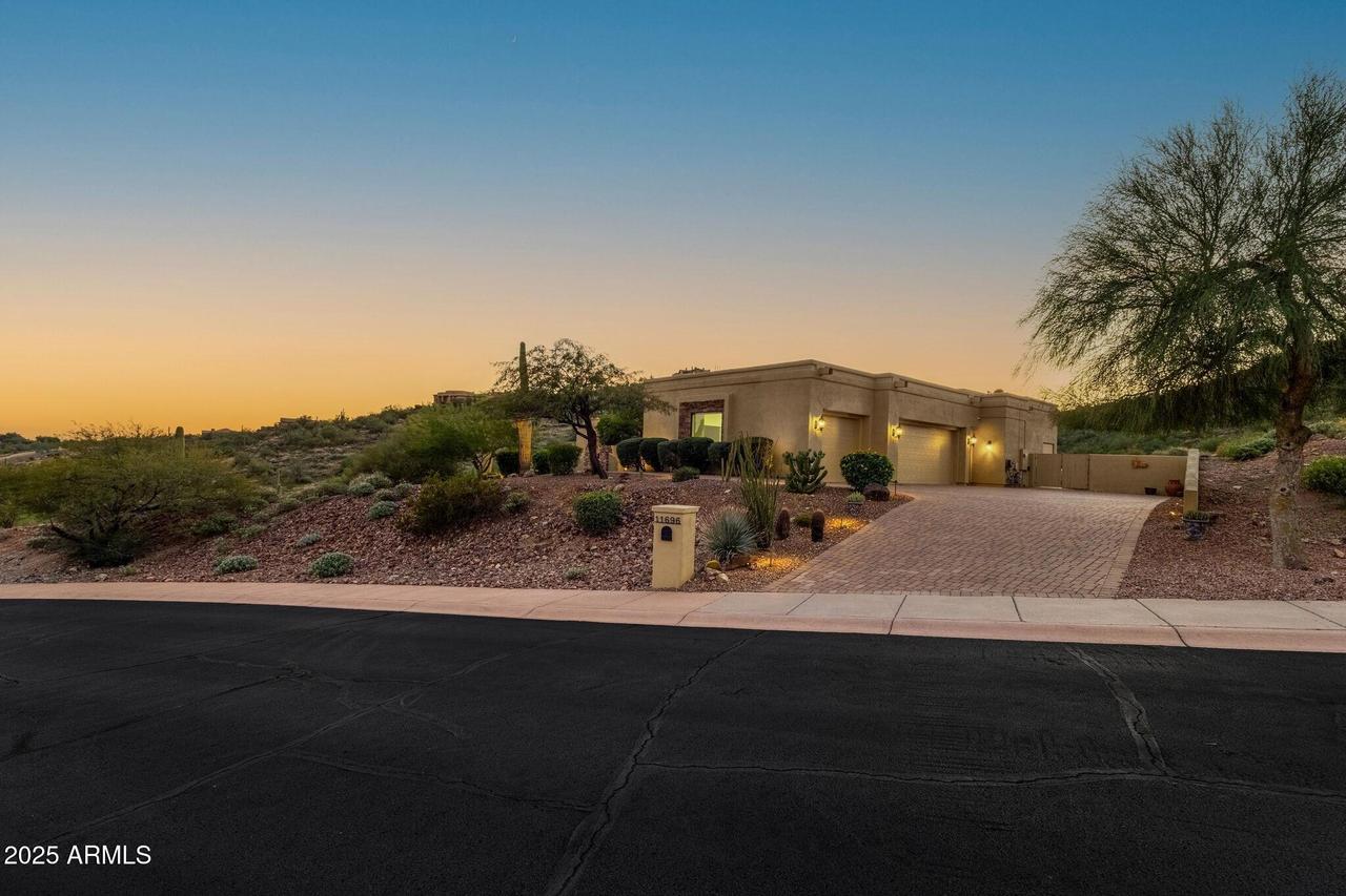 11696 N Sunset Vista Dr., Fountain Hills, AZ 85268
