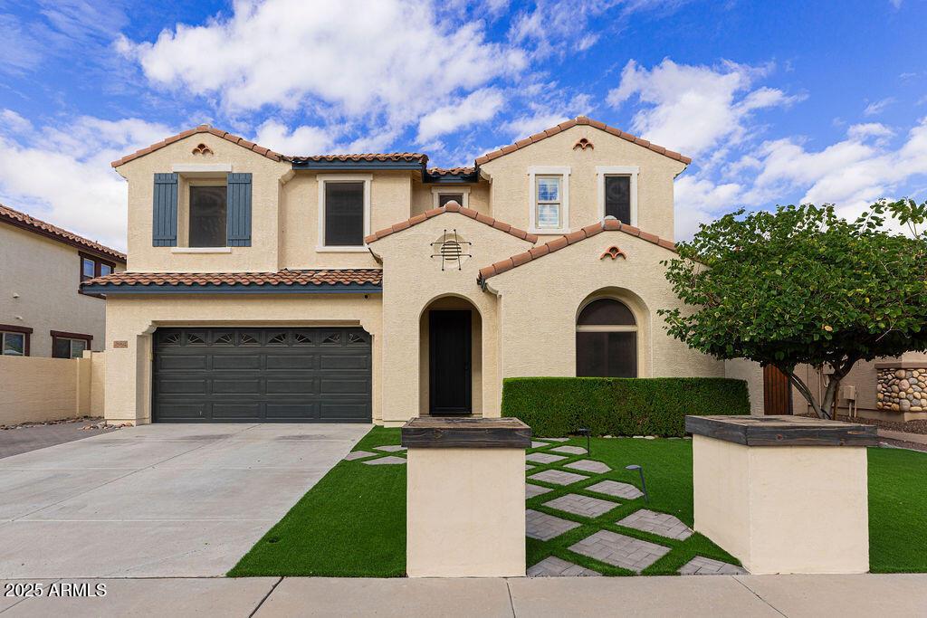 3062 E Roland St., Mesa, AZ 85213