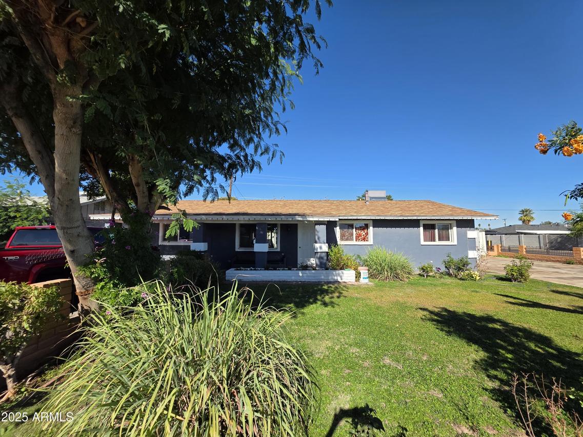 1610 W 7th Ave., Mesa, AZ 85202