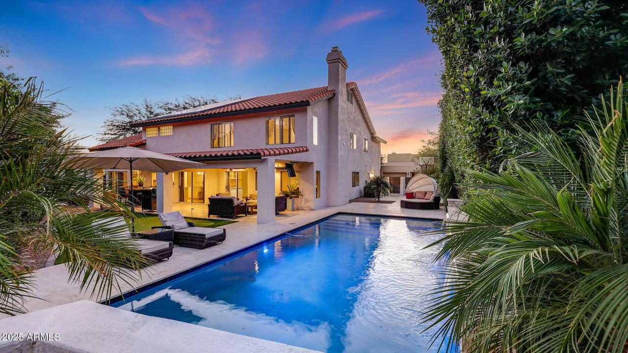 10015 N 55th St., Paradise Valley, AZ 85253
