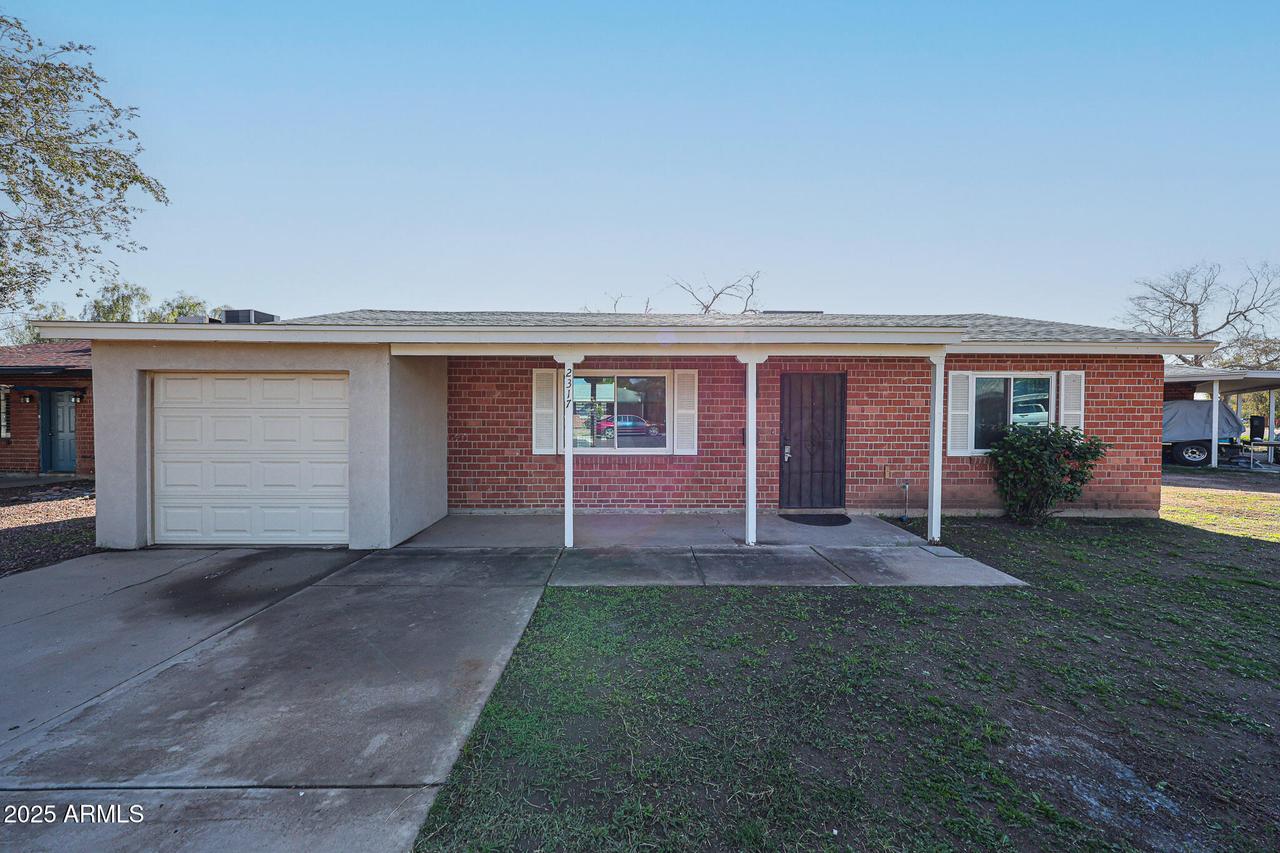 2317 W Whitton Ave., Phoenix, AZ 85015