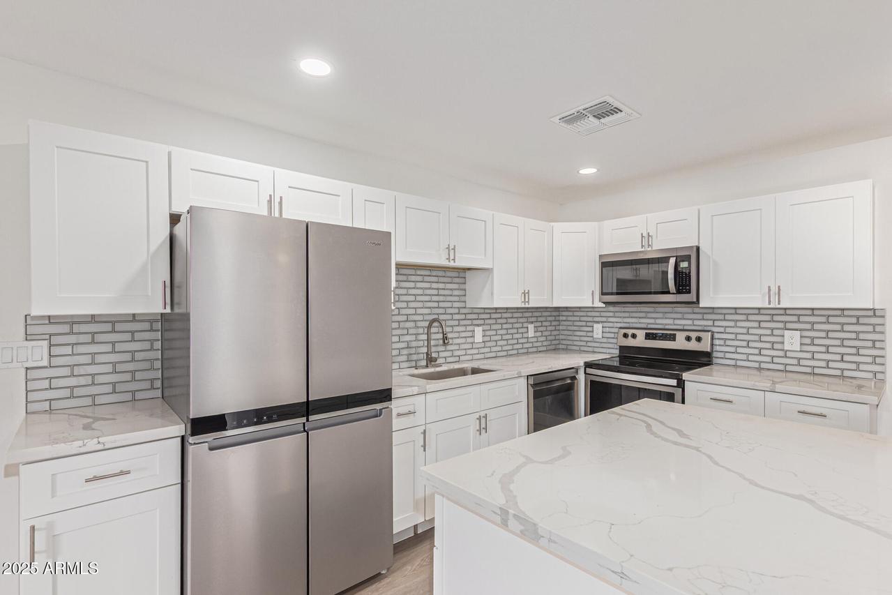 5559 N 62nd Ave Ave., Glendale, AZ 85301