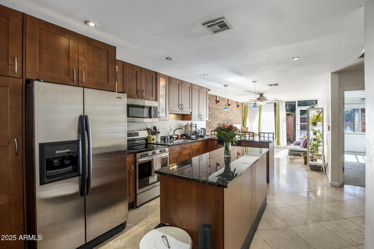 3002 N 32nd St. #17, Phoenix, AZ 85018