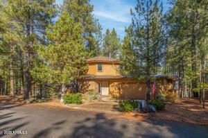 2302 Tom Mcmillan, Flagstaff, AZ 86005