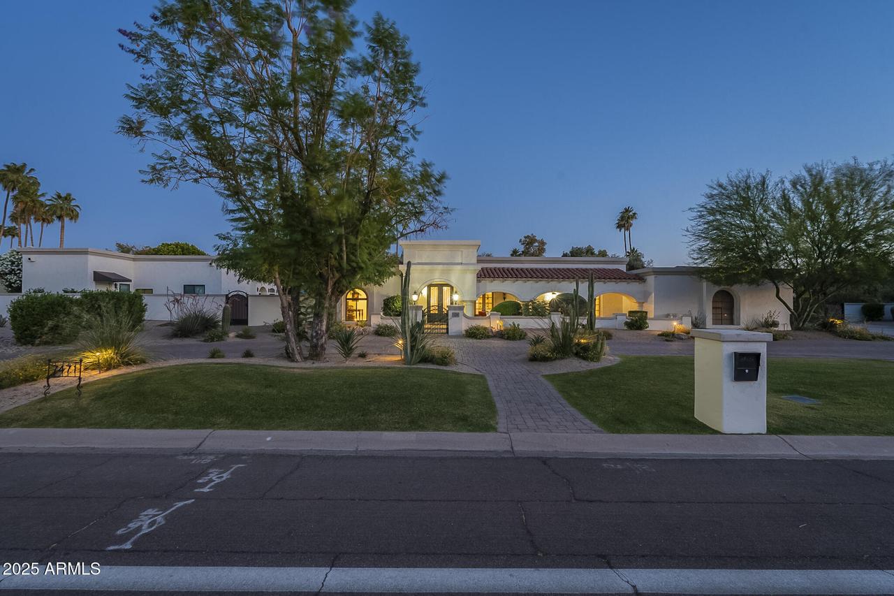 7471 E Northern Ave., Scottsdale, AZ 85258