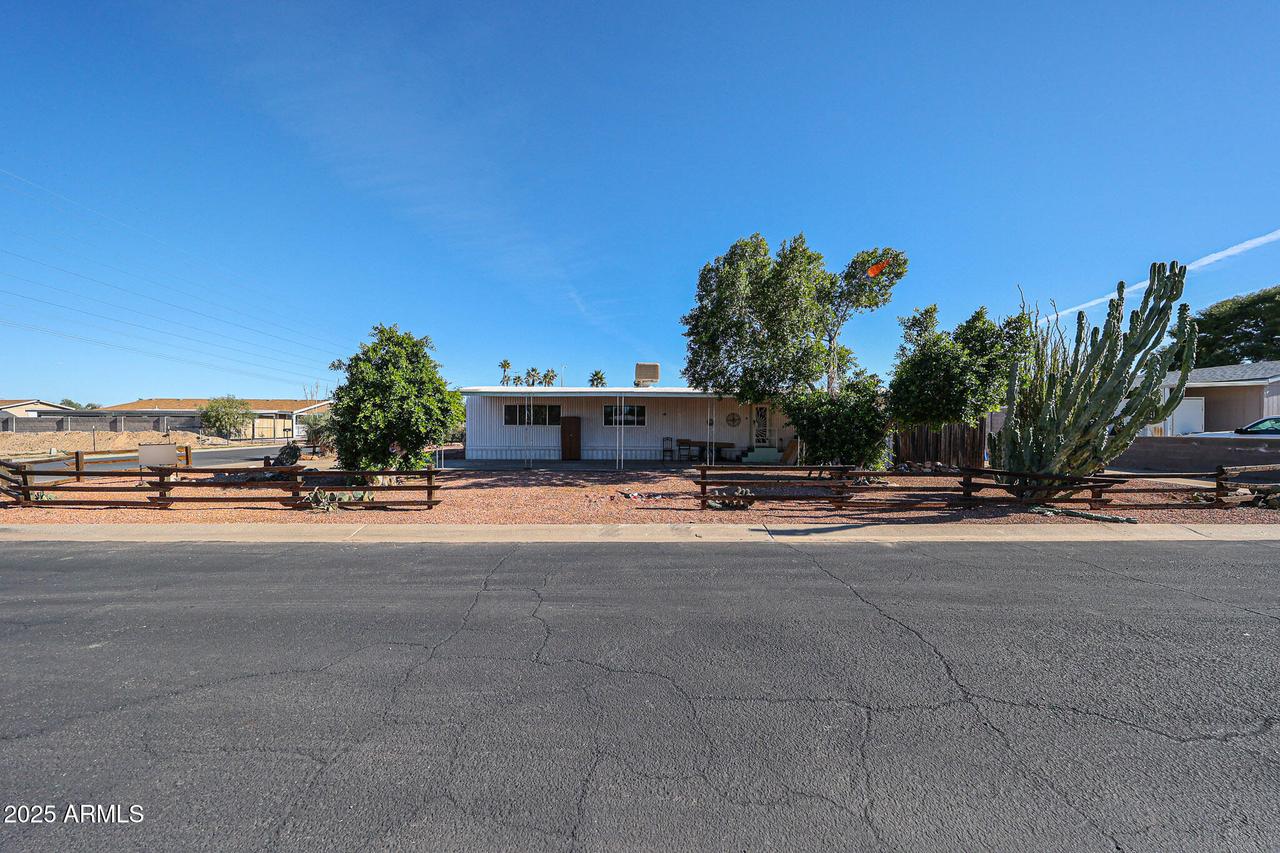 4353 E Fremont St., Phoenix, AZ 85042