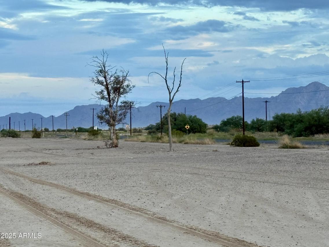 3010 N Parkview Dr. #25, Eloy, AZ 85131