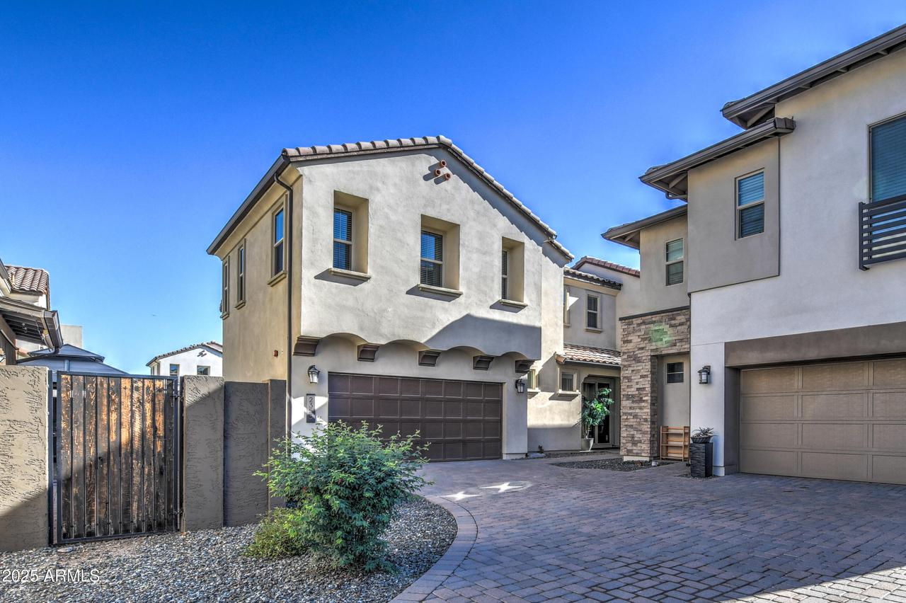 2353 W Gloria Ln., Phoenix, AZ 85085