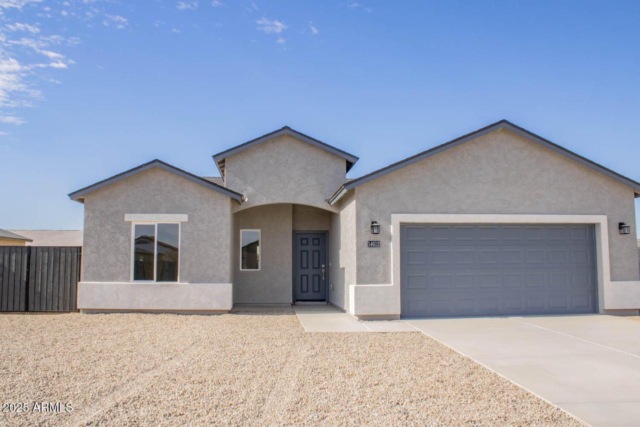 9125 W Reventon Dr., Arizona City, AZ 85123