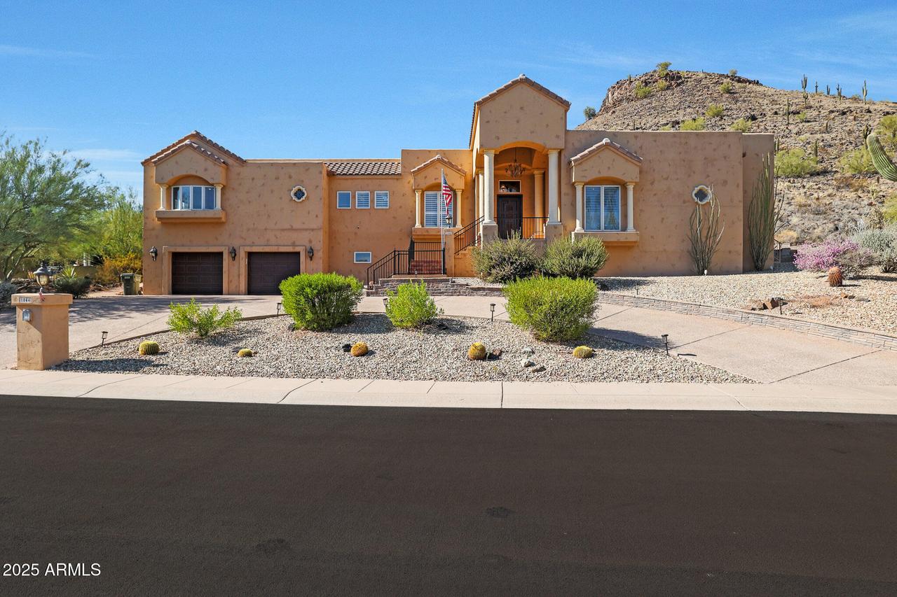 1044 W Indian Hills Pl., Phoenix, AZ 85023
