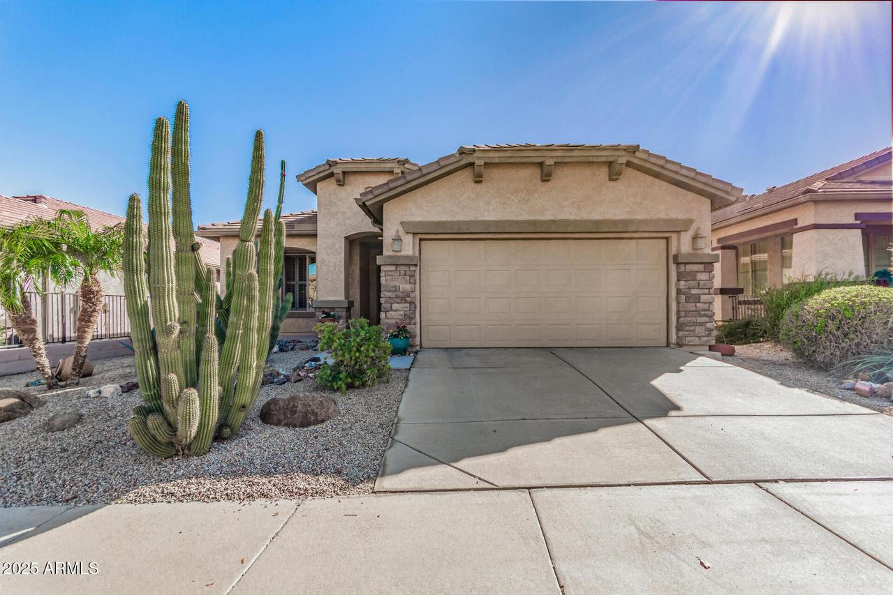 32177 N Echo Canyon Rd., San Tan Valley, AZ 85143