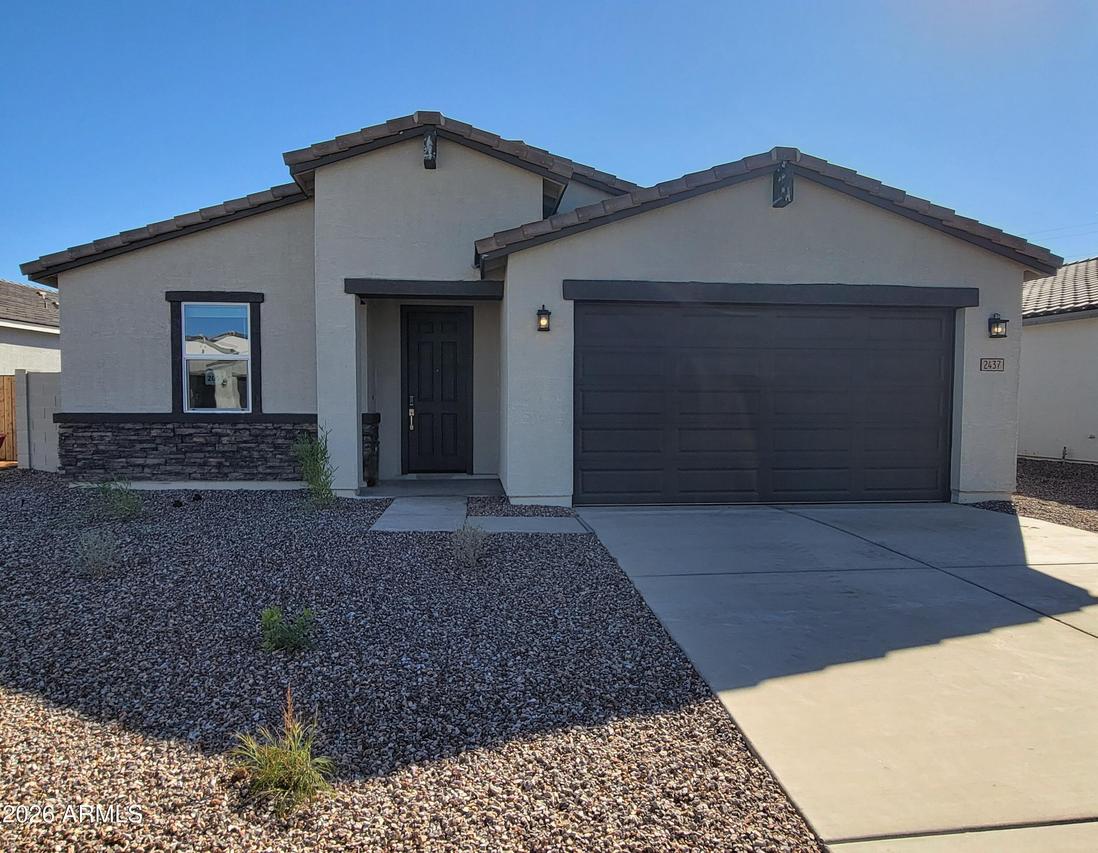 2437 E Grenache Rd., San Tan Valley, AZ 85143