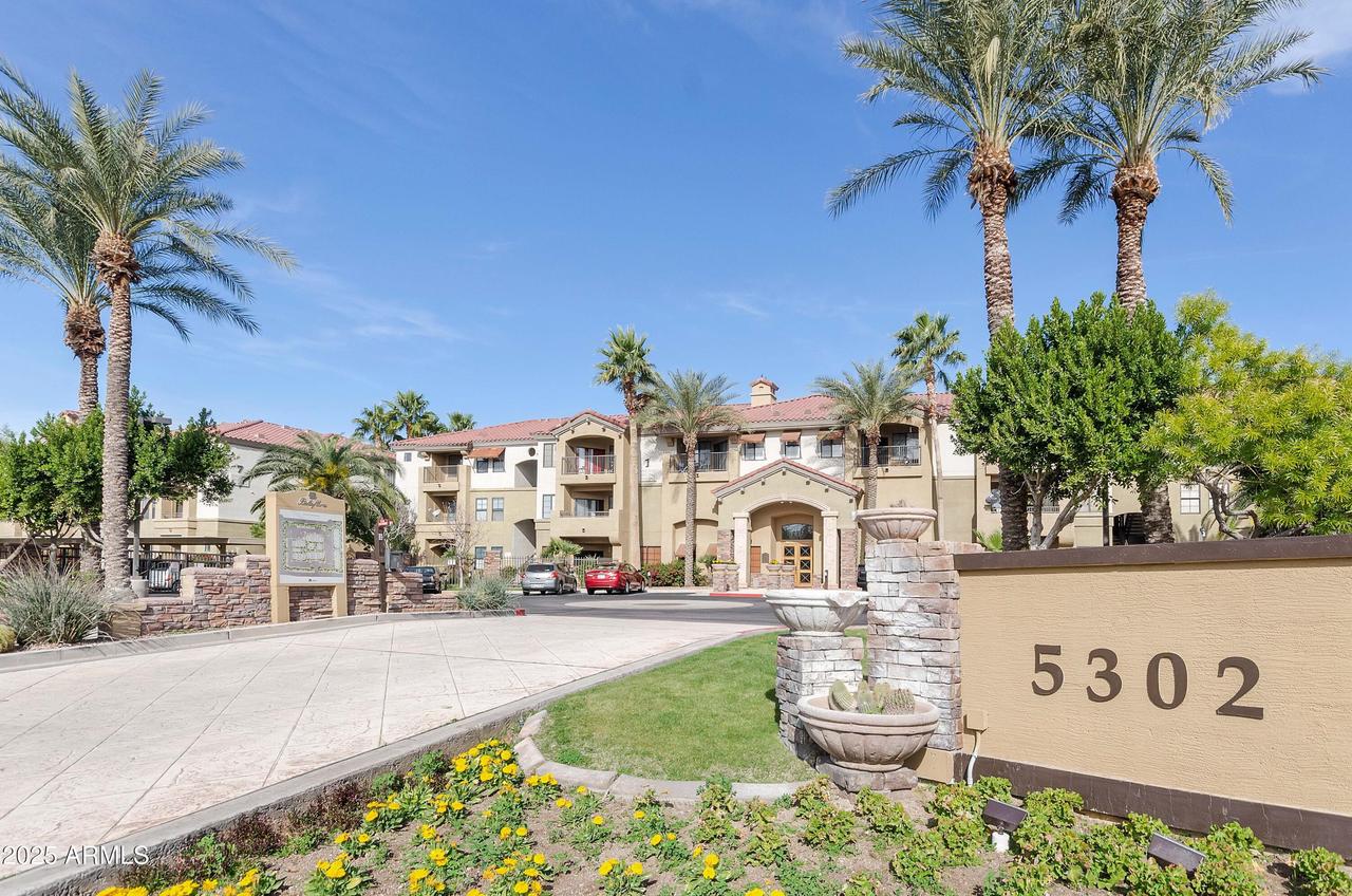 5302 E Van Buren St. #2060, Phoenix, AZ 85008