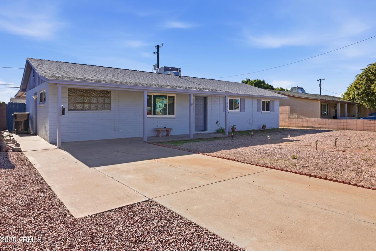 857 E Buffalo St., Chandler, AZ 85225
