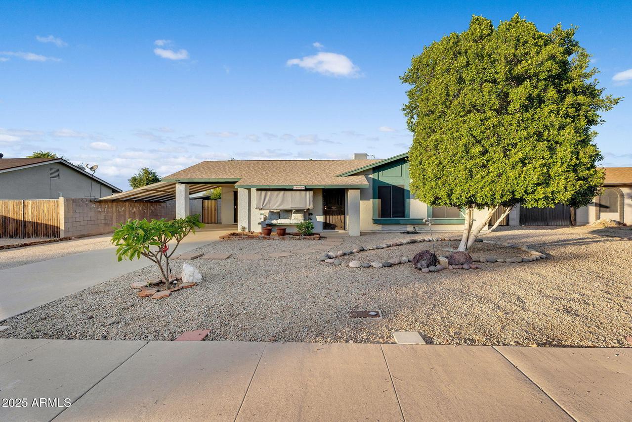 7420 W Mission Ln., Peoria, AZ 85345