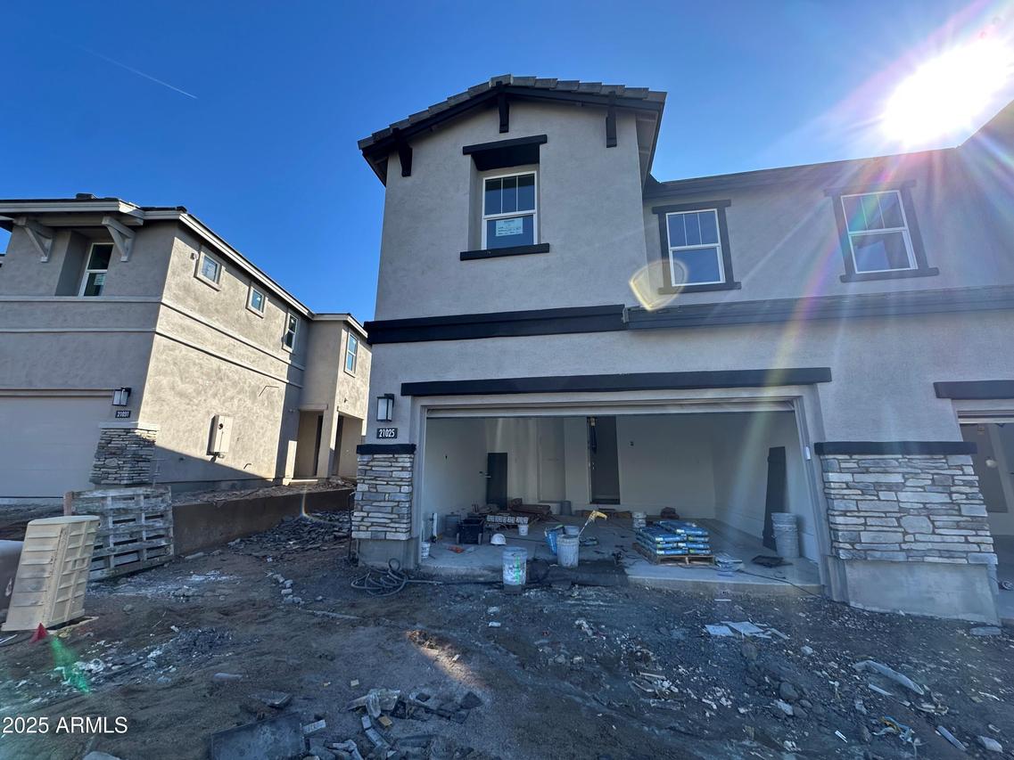 21025 N 58th Pl., Phoenix, AZ 85054
