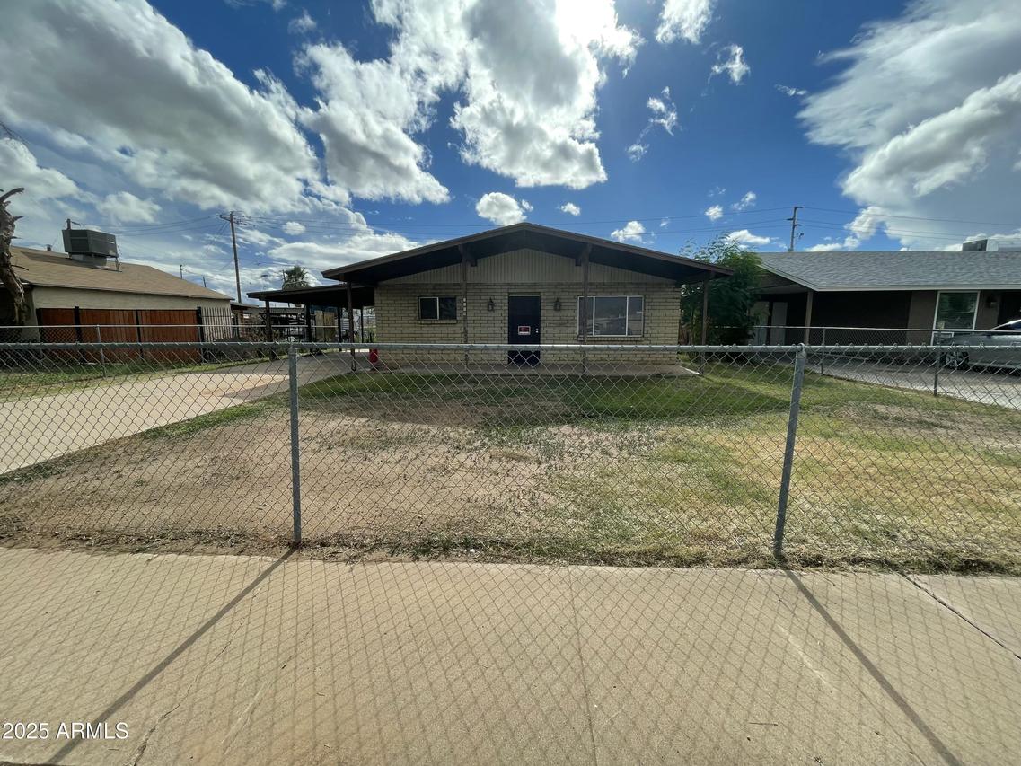 2509 W Washington St., Phoenix, AZ 85009