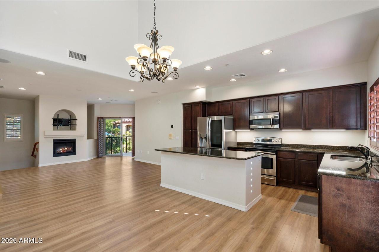 3935 E Rough Rider Rd. #1034, Phoenix, AZ 85050