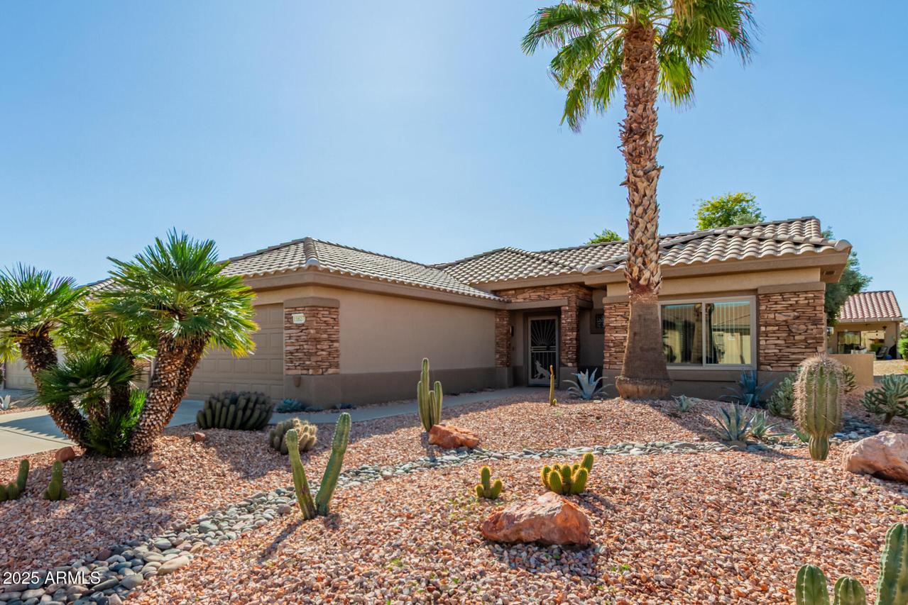 15627 W Desert Crown Way, Surprise, AZ 85374