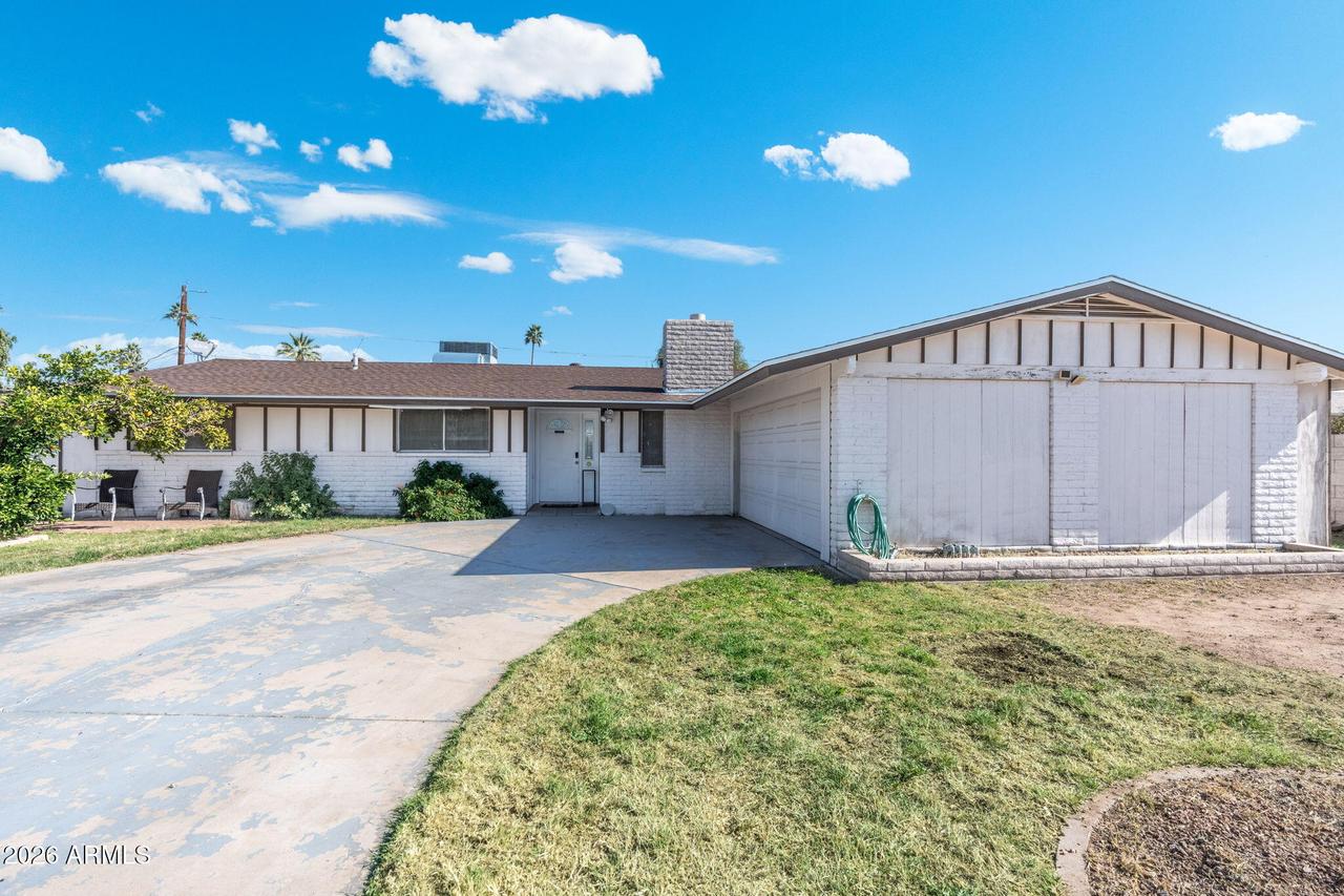 3836 W Royal Palm Rd., Phoenix, AZ 85051