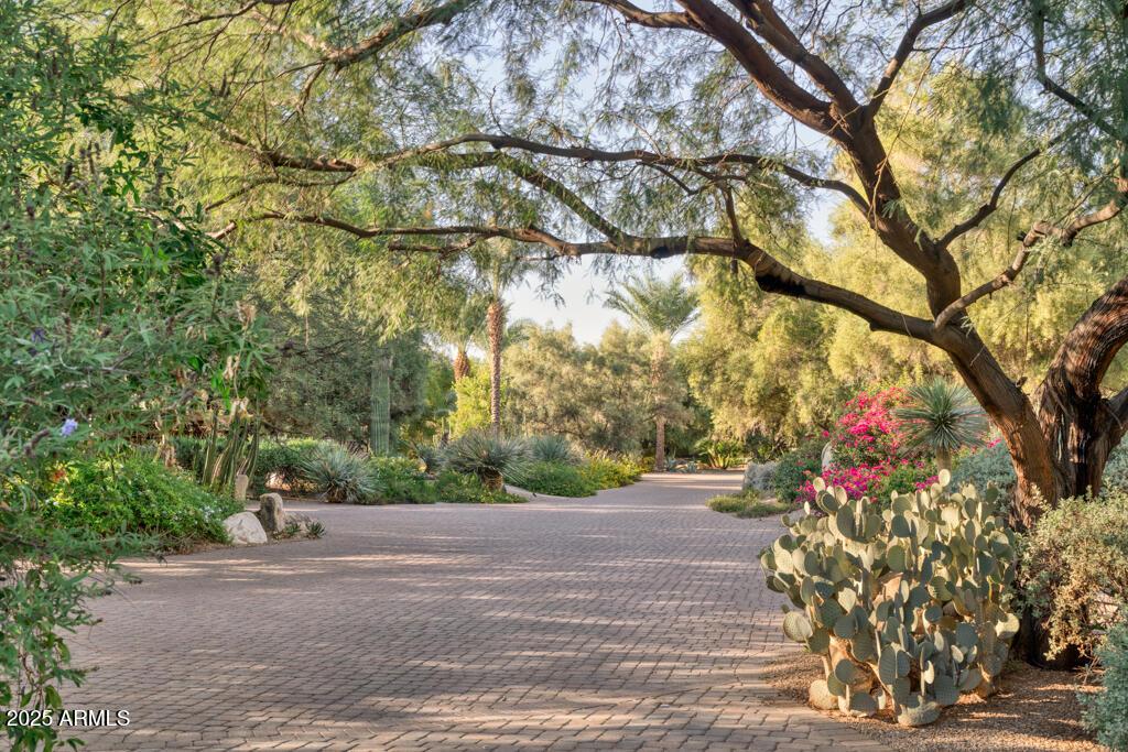 5747 E Mockingbird Ln., Paradise Valley, AZ 85253