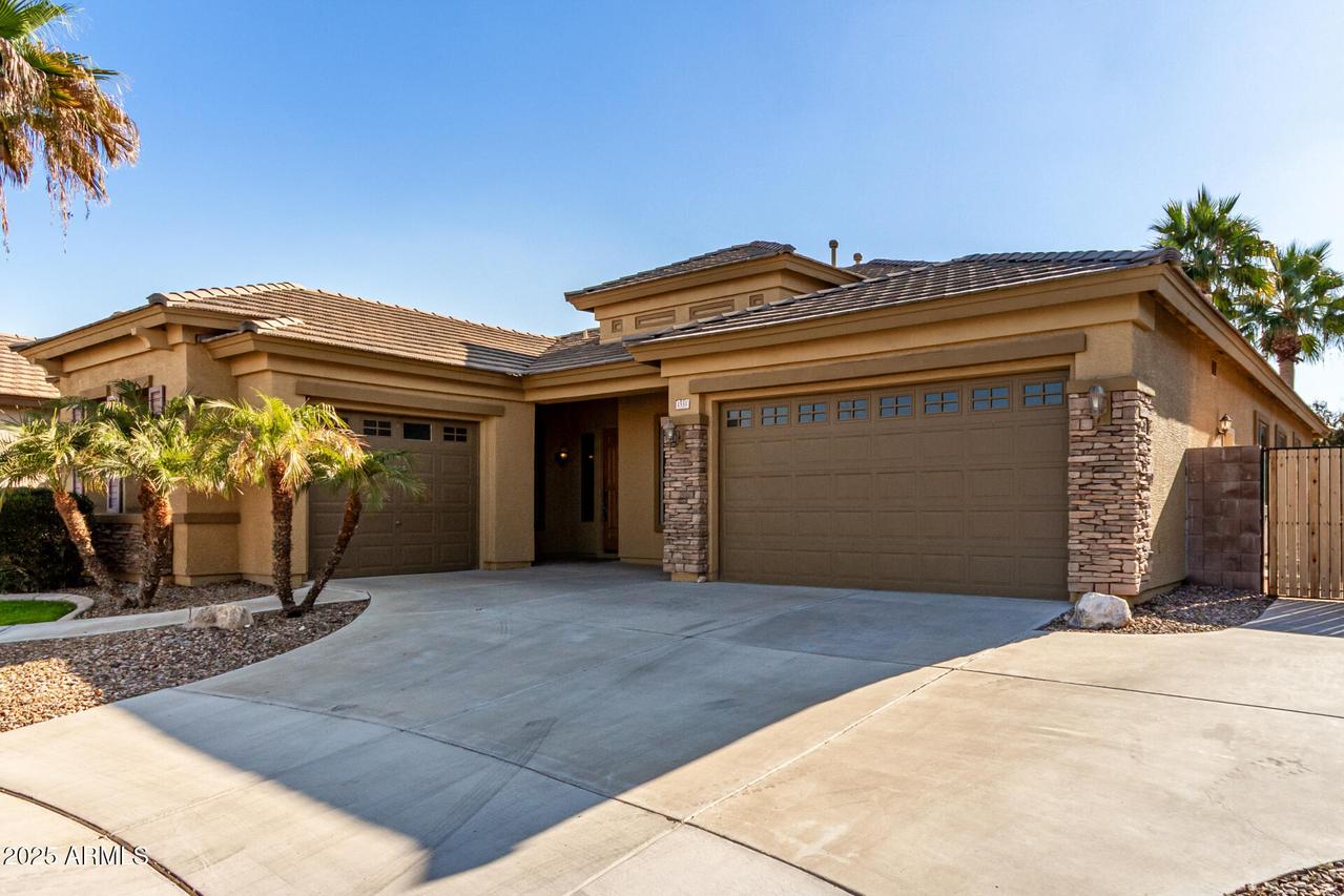 1531 E Yellowstone Pl., Chandler, AZ 85249