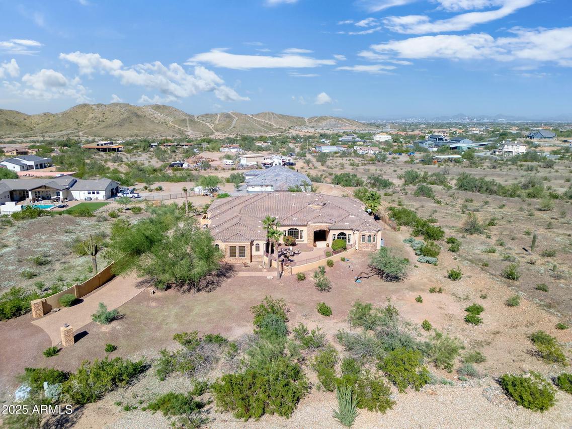 3712 W Calle Poco, Laveen, AZ 85339