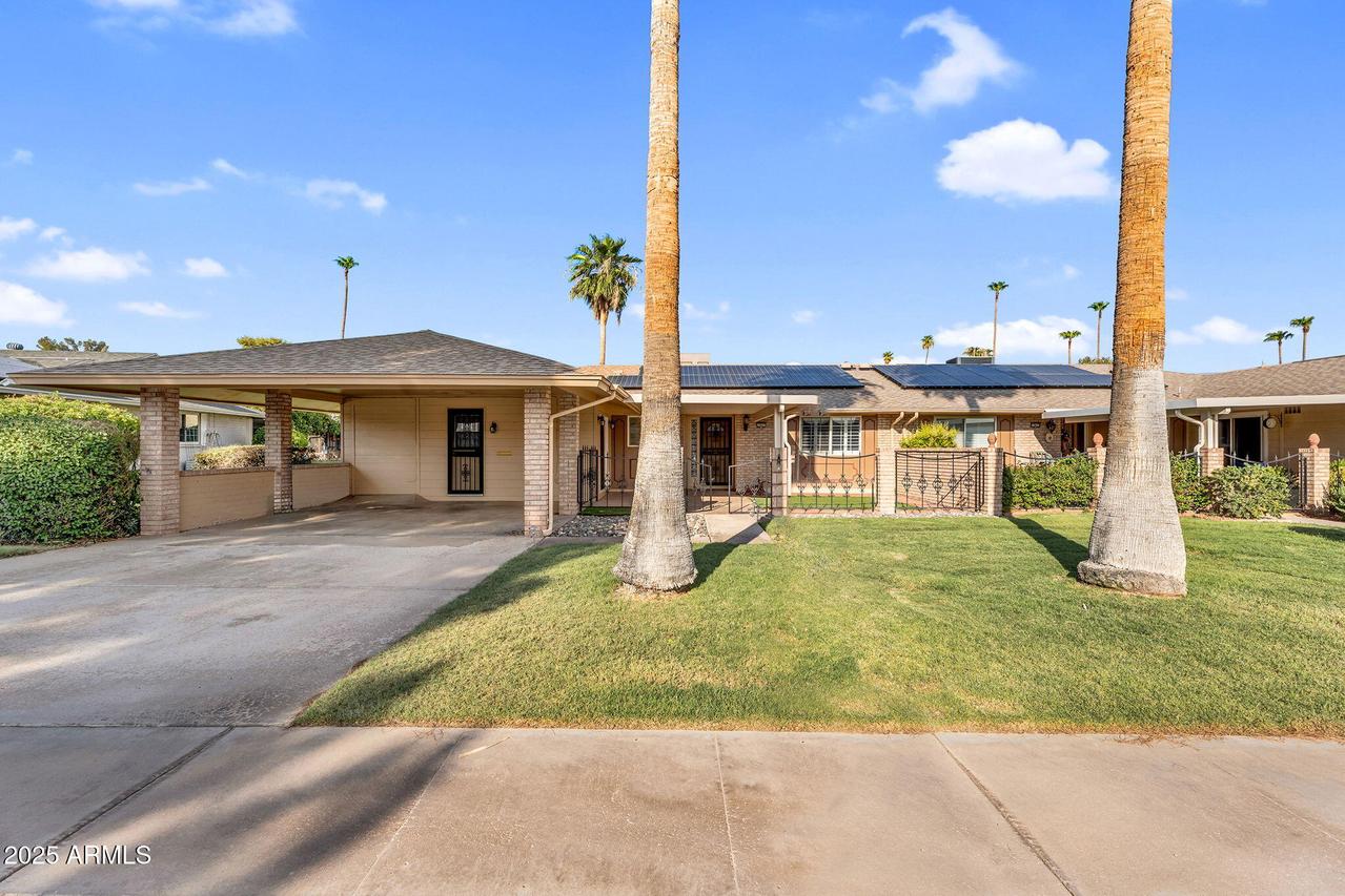 13621 N Emberwood Dr., Sun City, AZ 85351