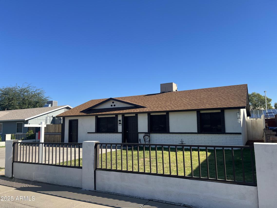 8201 S 26th St., Phoenix, AZ 85042